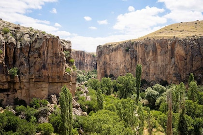 Tour verde privado por Capadocia (GUÍA Y CONDUCTOR)