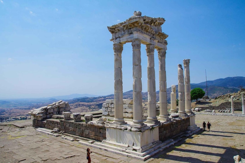 Pergamon Historical Tour in Izmir