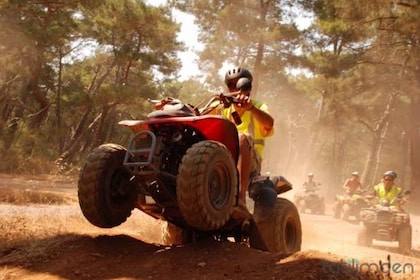 Città di Side: Tour in quad nella foresta con trasferimenti in hotel