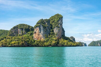 Recorrido en kayak por la bahía de Phang Nga con cuevas marinas