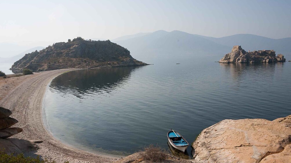 Picture 2 for Activity Didim/Altinkum: Full-Day Bafa Lake Guided Tour w/Breakfast