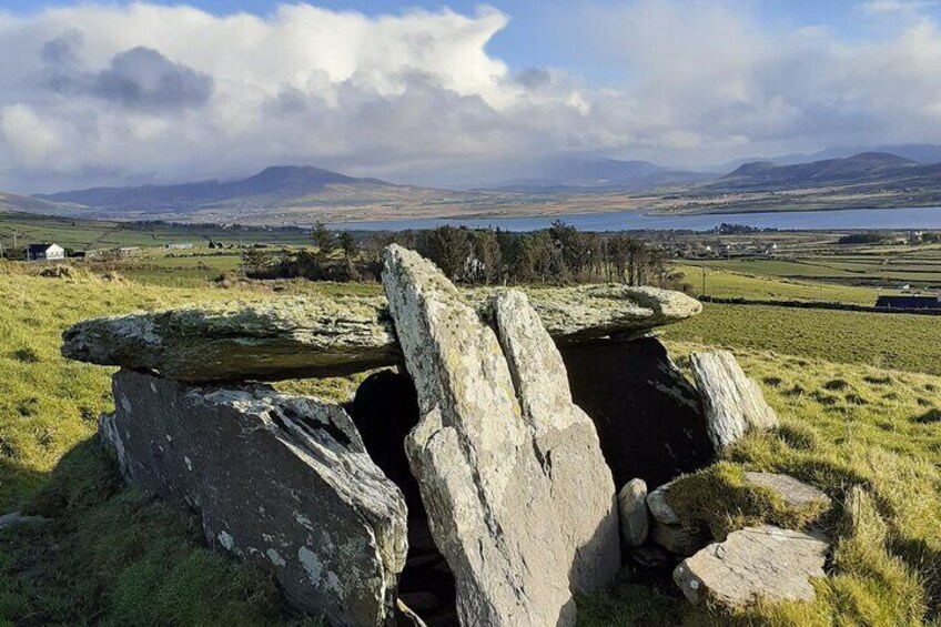 Wedge tomb, Valentia