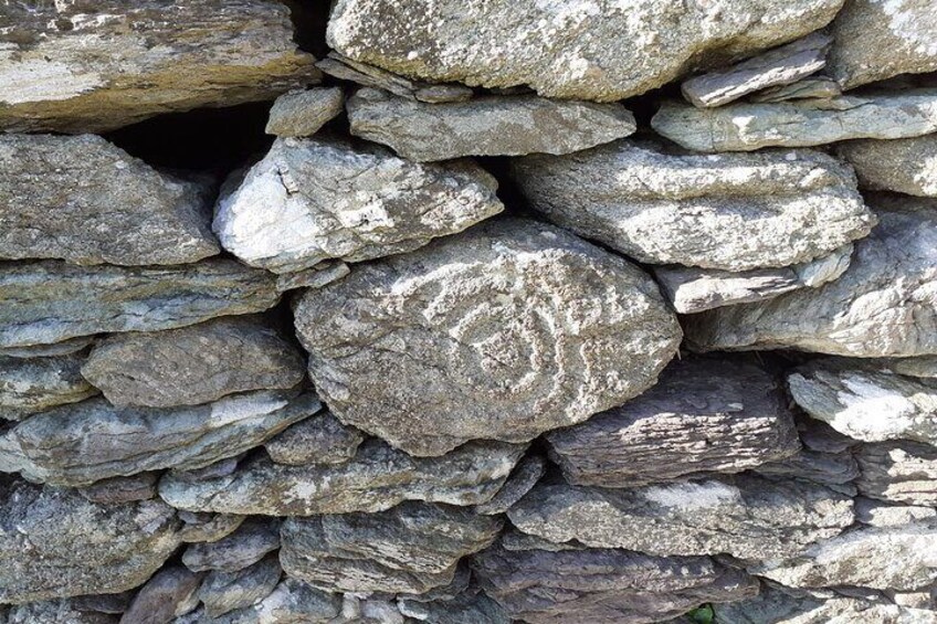 Engraved stone, Valentia