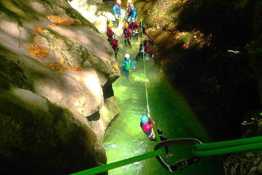 Furon canyoning next to Grenoble zip line
www.terranova-canyoning.fr