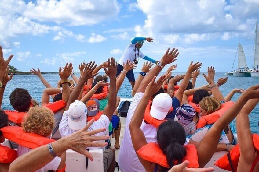 Full Day Tour on Saona Island from Punta Cana, Catamaran Party