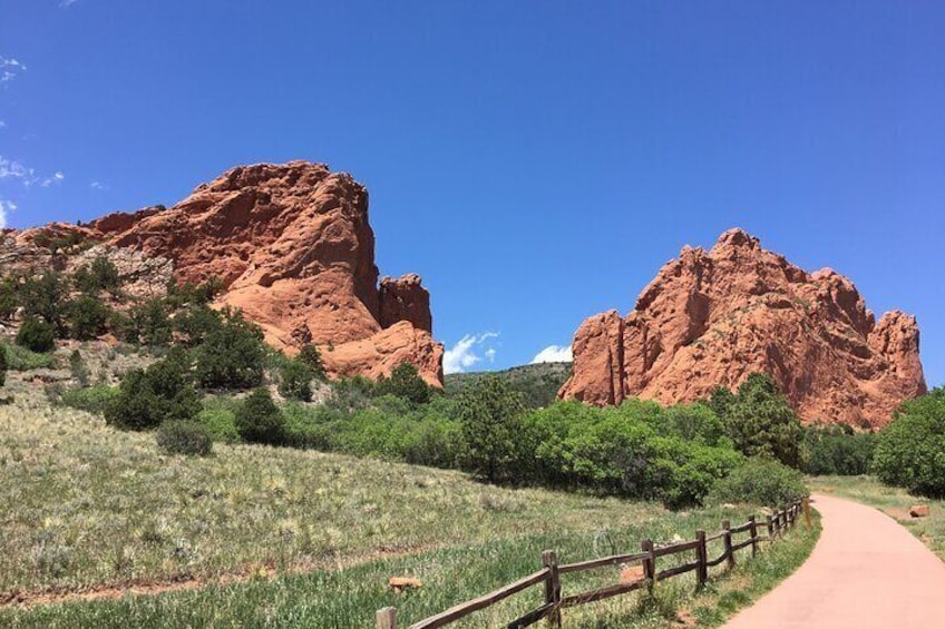 Denver, Rocky Mountains and Garden of the Gods Tour from Colorado