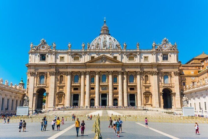 Private Tour of Vatican Museums & Sistine Chapel from Rome