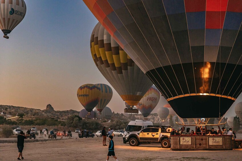 Picture 6 for Activity Cappadocia: Panoramic Hot Air Balloon Viewing Tour