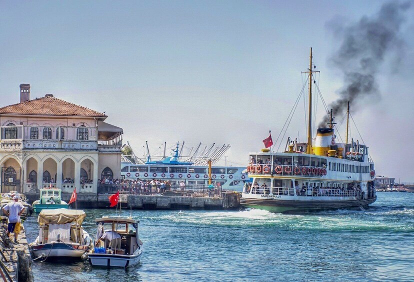 Picture 2 for Activity Istanbul: Princes' Islands Tour with Lunch and Transfers