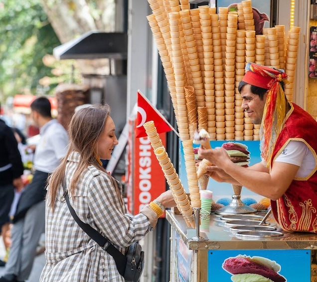 Istanbul: Guided Food Walking Tour