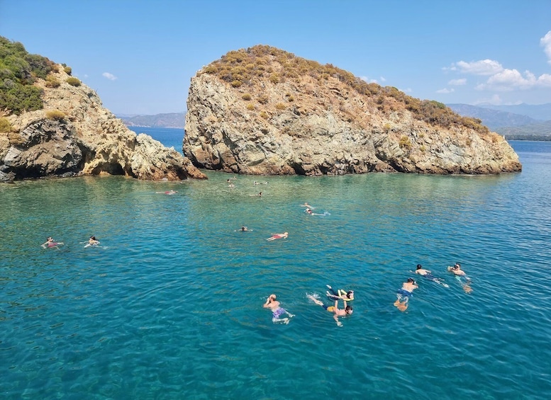 Picture 13 for Activity Alanya: Relax Boat Trip With Lunch & Swimming