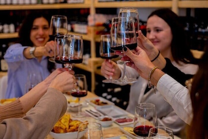 Wine tasting in the historic center of Catania