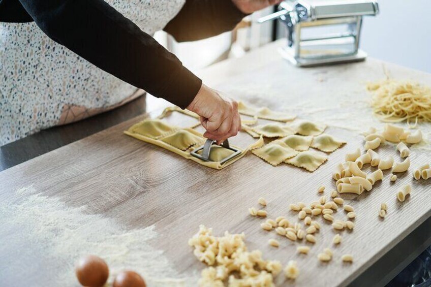 Lucca’s pasta cooking class and tasting