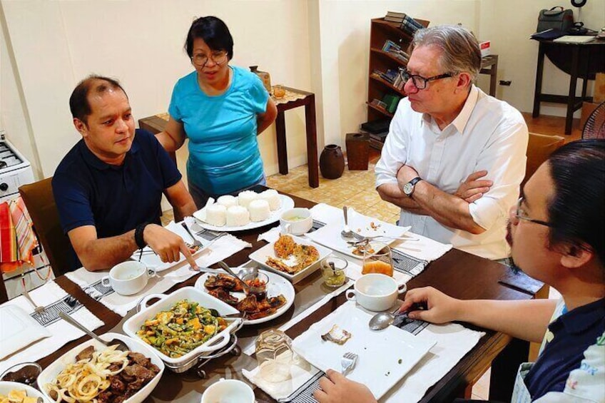  Savor Traditional Filipino Feast with a Local Grandma in Taguig