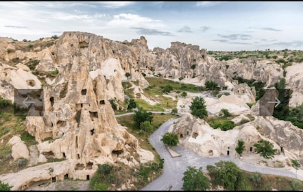 Cappadocia: Red-Line Tour with Lunch and Guide All-inclusive