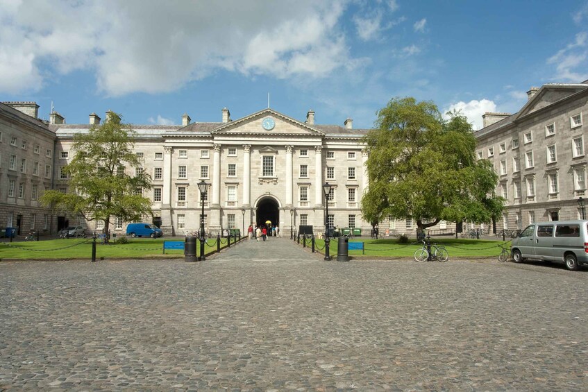 Picture 10 for Activity Dublin: St Patrick's, Book of Kells, and Dublin Castle Tour