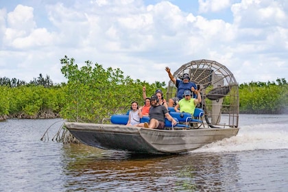 Everglades: Mangrove, Grassland Airboat Tours, & Boardwalk