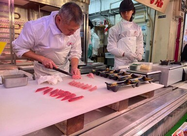 Tokyo Old Fish Market Food Tour - Tsukiji Fish Market