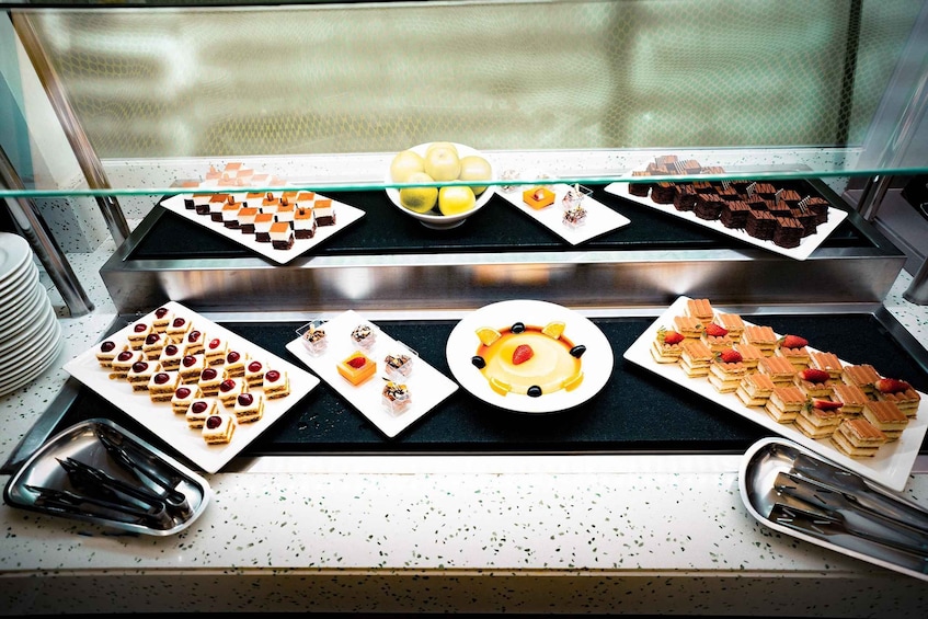 Picture 16 for Activity Abu Dhabi: Full-Day Al Ain Tour with Entry Tickets and Meal