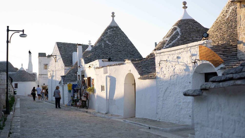 Picture 2 for Activity From Bari & Polignano: Alberobello and Matera Full-Day Trip