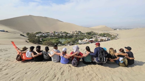 Fra Lima: Dagstur til Paracas, Ica og oasen Huacachina