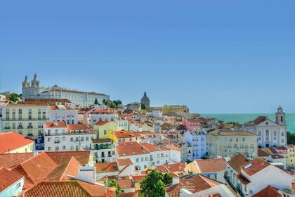 Lisboa: recorrido en tuk-tuk por el casco antiguo.