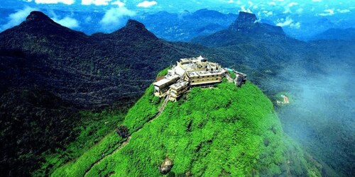 Adams Peak Overnight Trek through Peak Wilderness