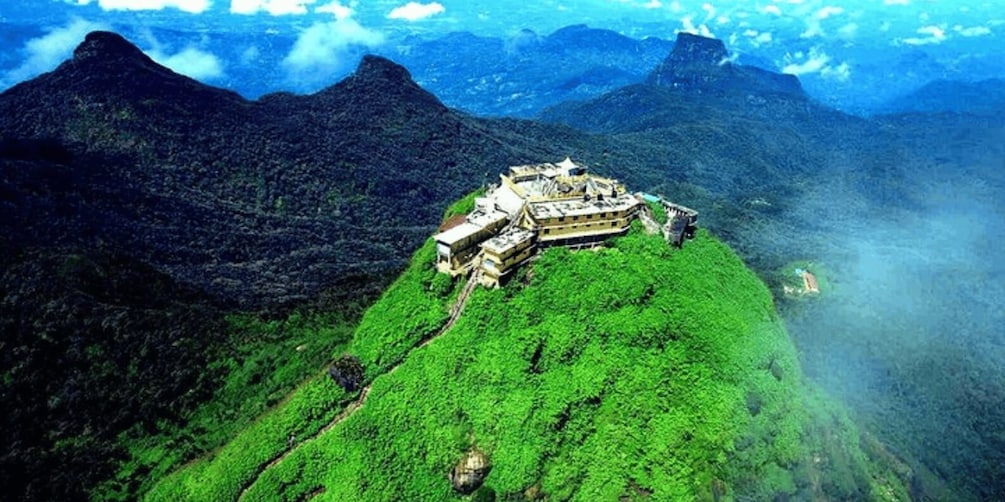 Adams Peak Overnight Trek through Peak Wilderness