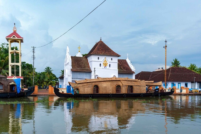 Picture 1 for Activity From Kochi: Private Backwater Houseboat Cruise Tour