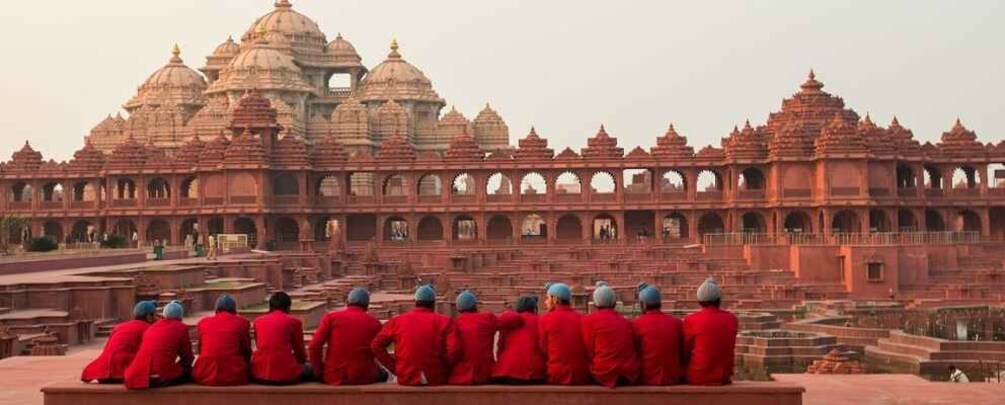 Picture 3 for Activity From Delhi: Evening Tour of Akshardham Temple