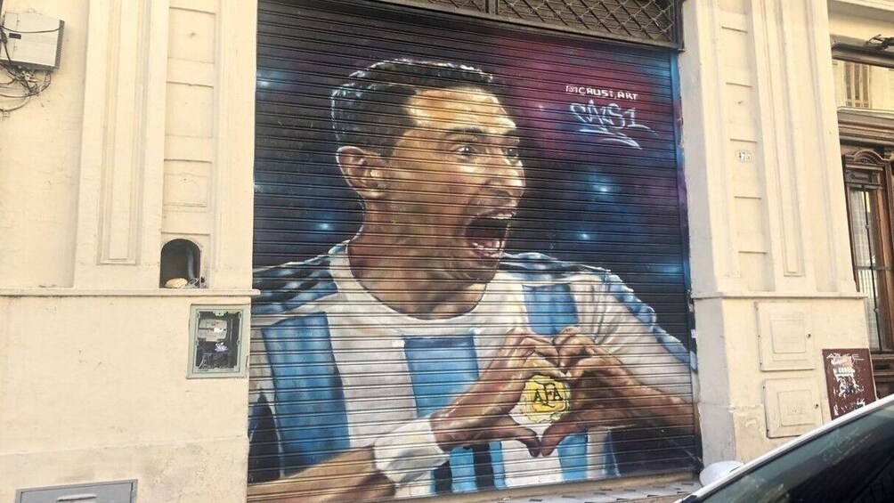 Argentine Football Legends Graffiti Tour: Messi & Maradona