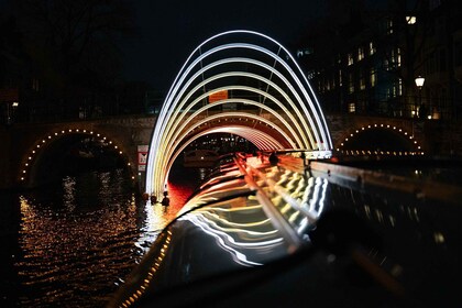 Amsterdam : Light Festival Canal croisière avec commentaires en direct