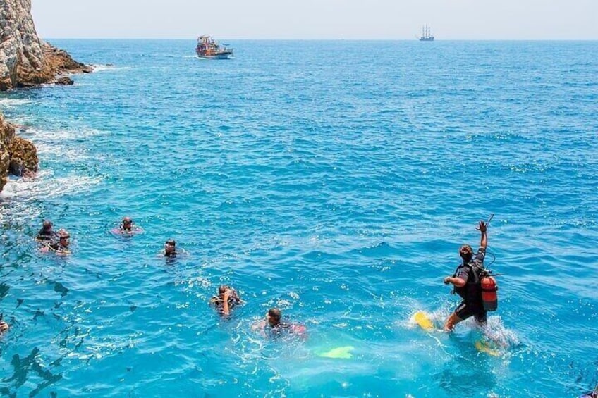 Scuba Diving in Alanya