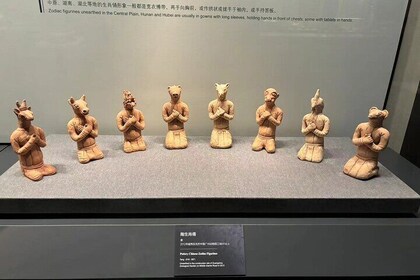 Southern Han Mausoleums Museum and Nanhai God Temple Tour