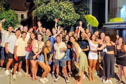 Athens Party Pub Crawl with Unlimited Drinks & Nightclub Access