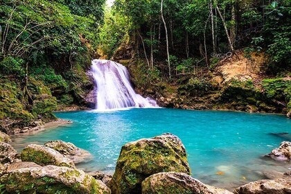 Blue Hole Secret Autumn and Dunn's River Falls Combo Tour Ocho Rios