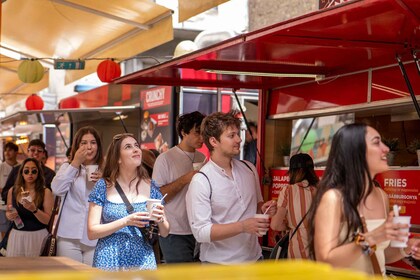 Budapest : Guide alimentaire excursion avec du vin, de la bière et des shot...