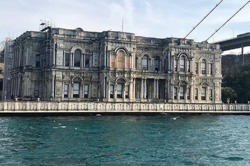 BeylerBeyi Palace