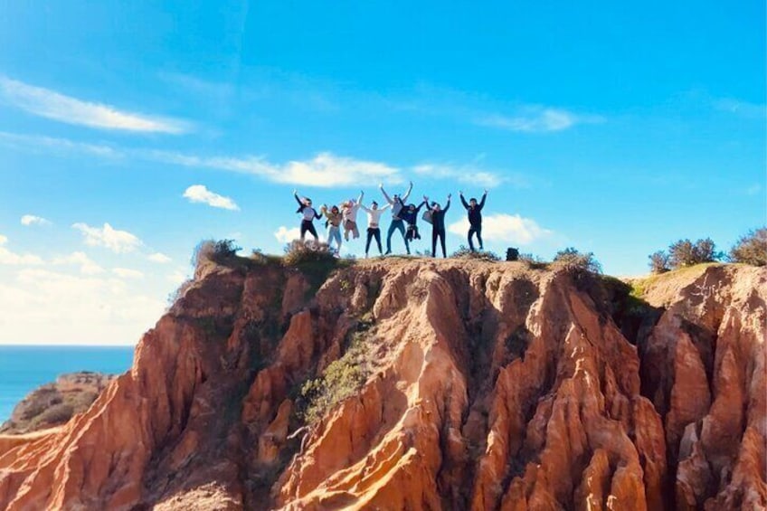 People having fun at Seven Hanging Valleys Trail