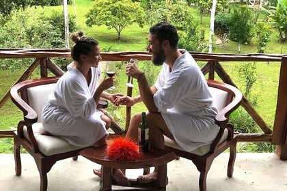 Enchanting Rainforest Escape: 4-Day Honeymoon Journey from Quito