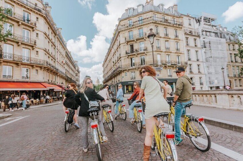 Taste of Paris Food and Bike Tour