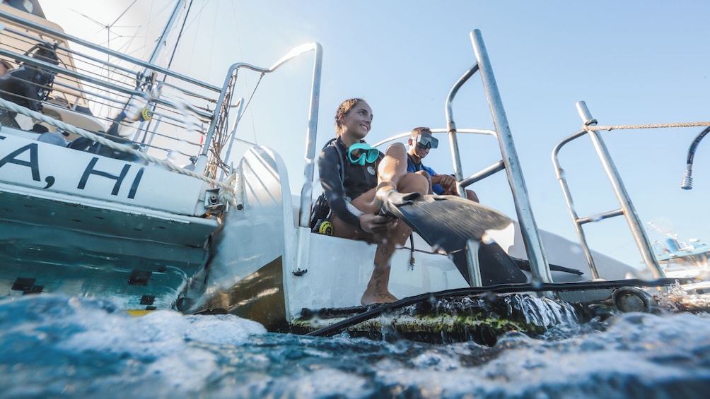 Alii Kai Turtles & Tacos Catamaran Snorkel Sail