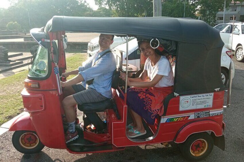 Tour por la ciudad de Colombo en Tuk Tuk