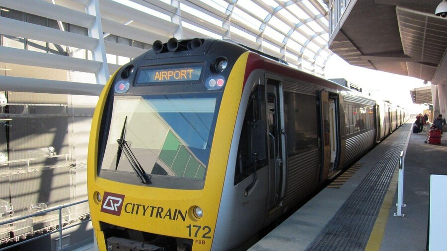Gold Coast: Train to/from Brisbane Domestic Airport