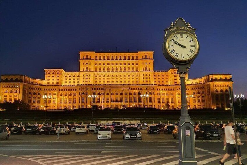 Communism Investigation - Private Tour in Bucharest