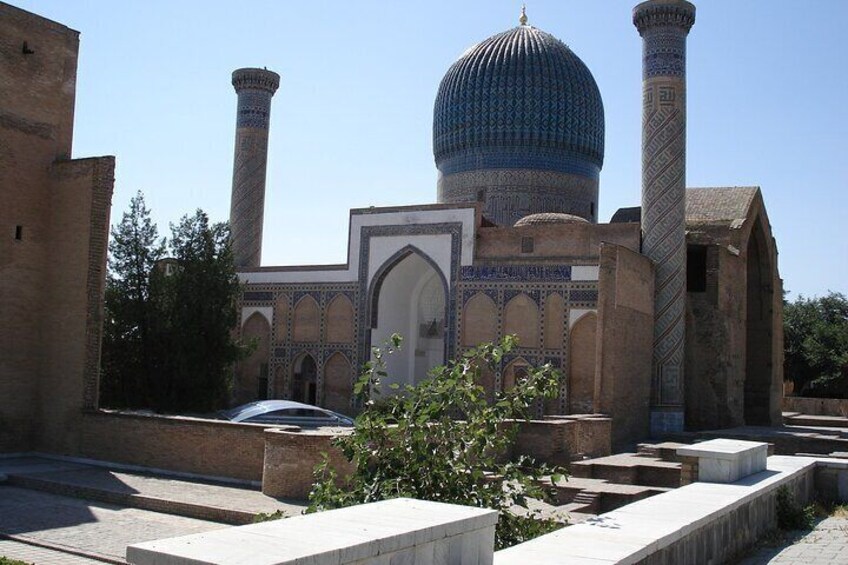 2 Days Train Tour from Tashkent in Samarkand and Bukhara