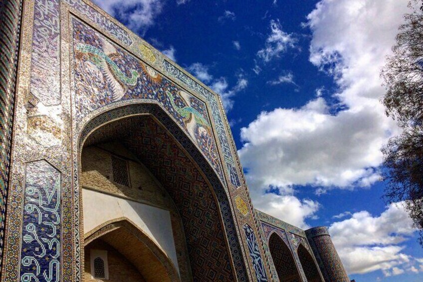 2 Days Train Tour from Tashkent in Samarkand and Bukhara