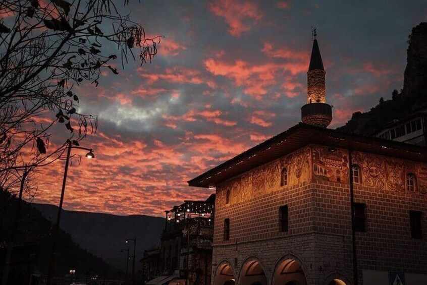 Private Guided Walking Tour Exploration in Berat