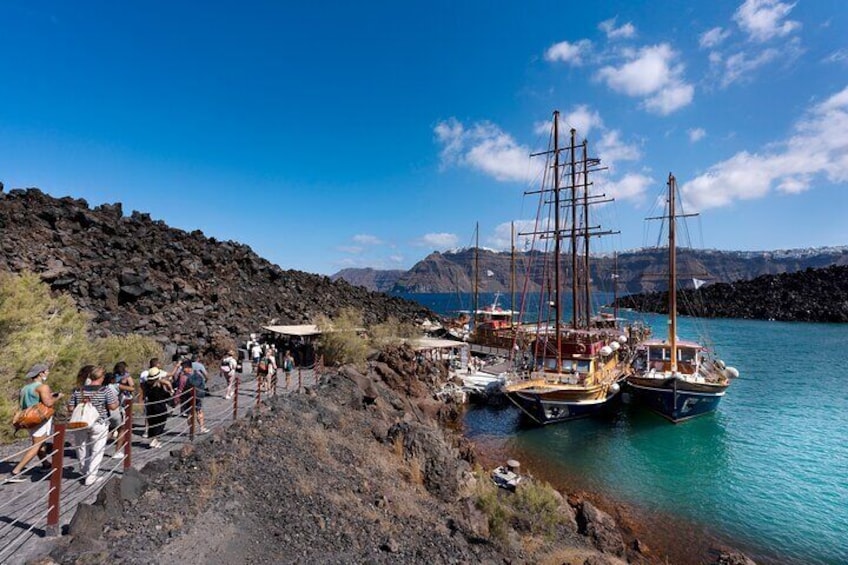 Tour of Caldera with Glass bottom Boat
