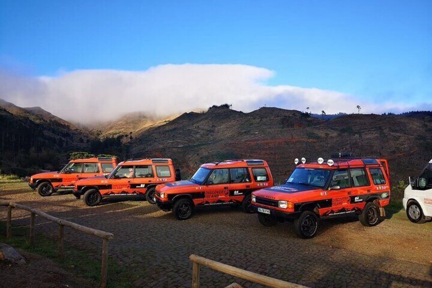 Half Day Jeep Safari Tour at Pico Areeiro and Santo da Serra